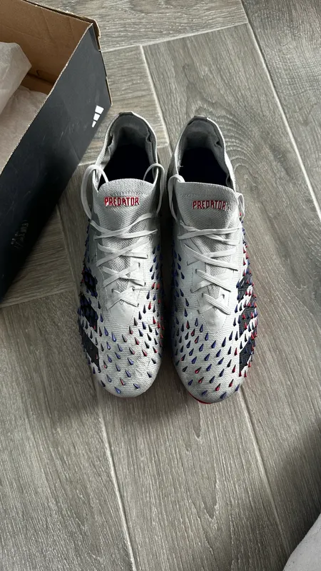 Shiten Kepuce futbolli Adidas Predator - Imazhi 2