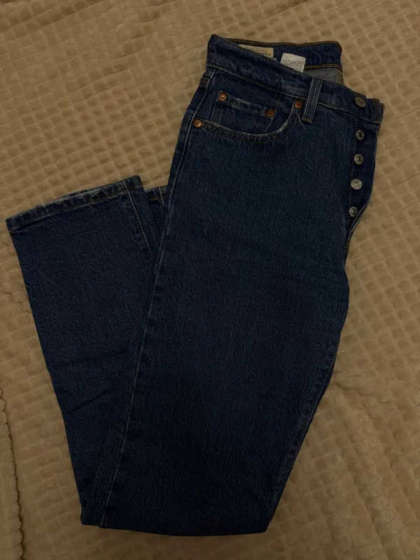 Xhinse Levi’s 