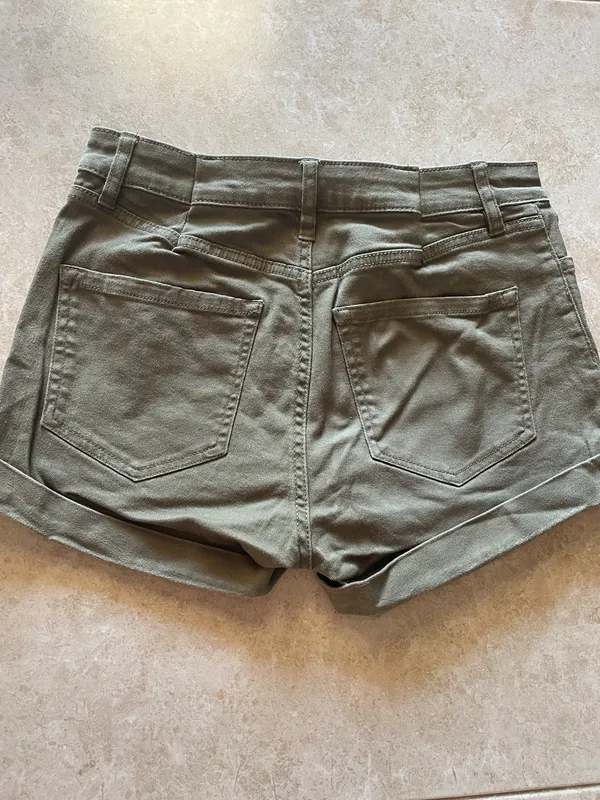 Pantallona xhins te shkurtra H&M  masa-36 - Imazhi 2