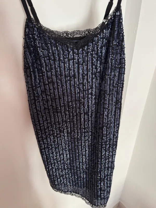 Fustan Superdry origjinal me nure (paeta) dhe dantellë – Madhësia XS S