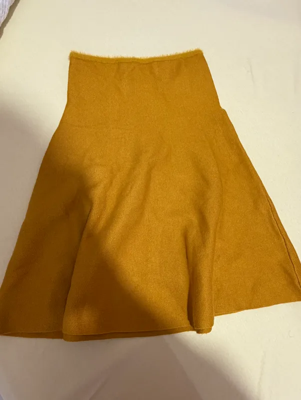Shitet fundi Zara 💛