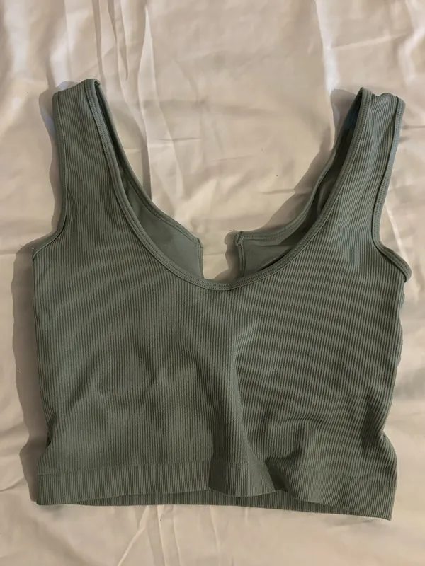 Kanoçë / Bralette me thurrje me vija (ribbed) dhe padded(me mbushje - Imazhi 3