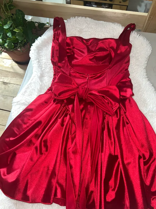 Fustan red - Imazhi 3