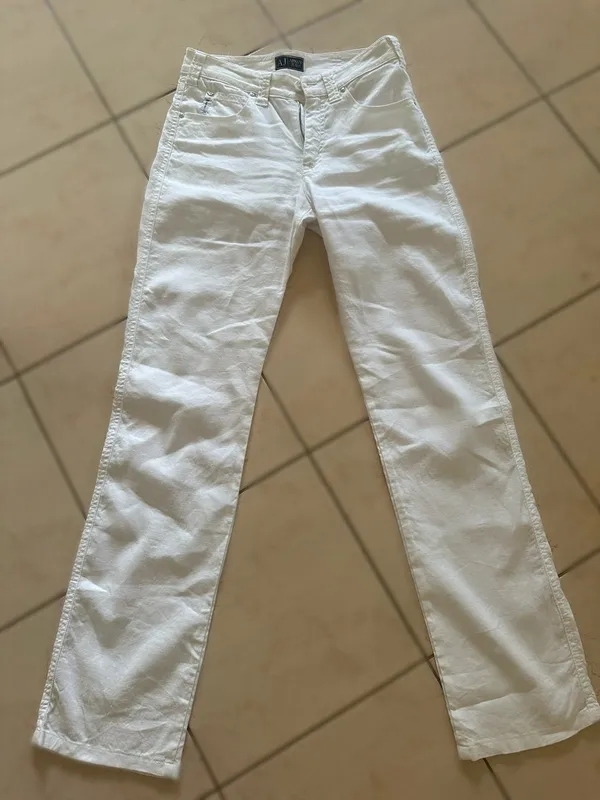 Armani Jeans - Imazhi 4