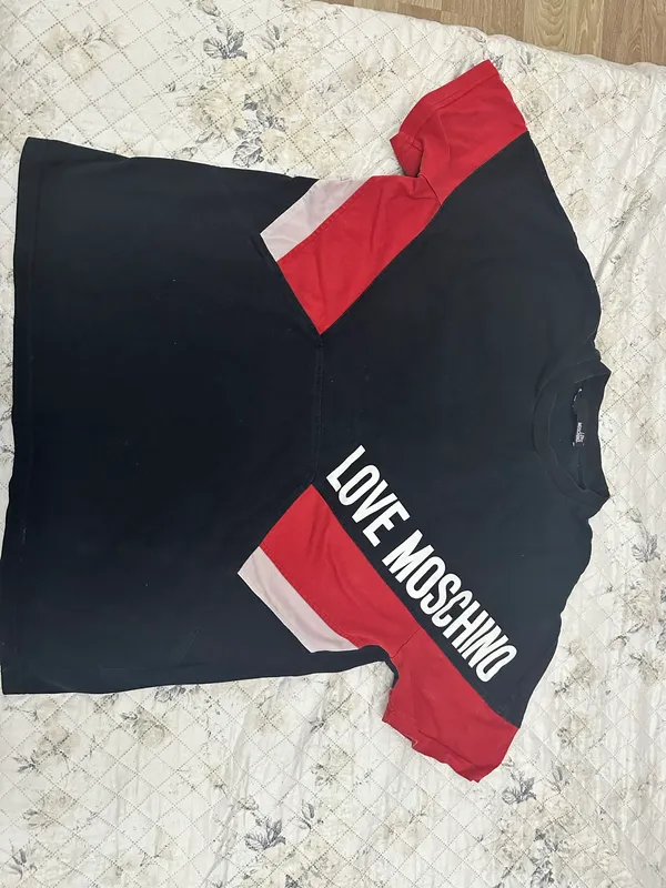 Love Moschino bluzë e zezë me logo - Imazhi 3